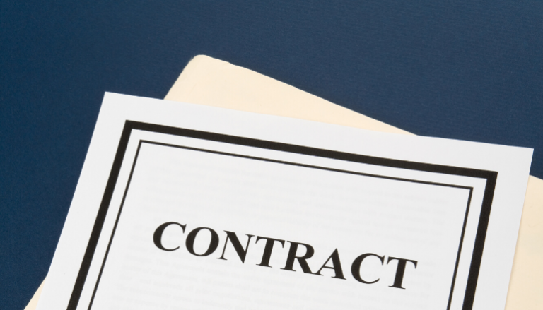 सेवा का अनुबंध और सेवा के लिए अनुबंध 